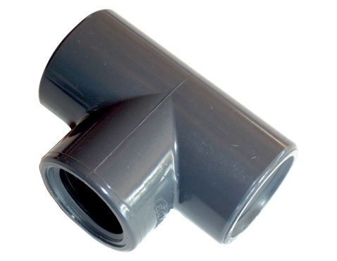 Equal Tee PVC 1 ½"